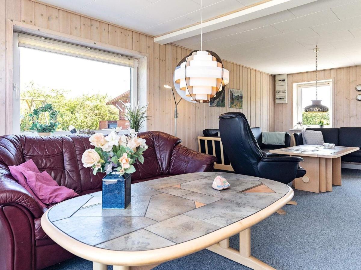 10 Person Holiday Home In Vinderup Kültér fotó