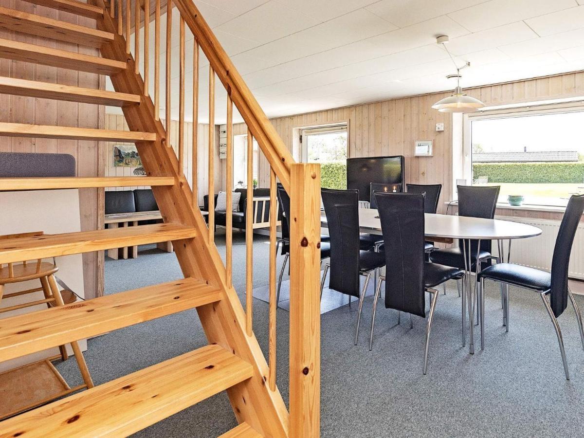 10 Person Holiday Home In Vinderup Kültér fotó